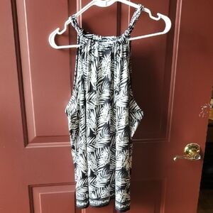 Max Studio Black and White Leaf Print Tank Top